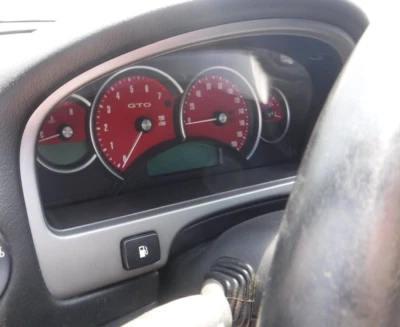 2004 PONTIAC GTO Speedometer mph (115K) - Image 1 of 3