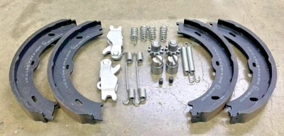 KIT ZAPATA FRENO DE MANO ORIGINAL MERCEDES-BENZ SPRINTER, 3.5T, 906/907, A9064200320 Foto 1 de 2