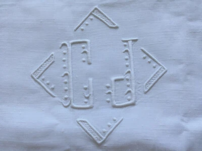 LINGE ANCIEN Haut de drap en LIN Monogramme C J Brodé main  Art Deco - Photo 1/4