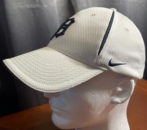 Nike Detroit Tigers White Strapback Hat Old English D - Picture 1 of 4