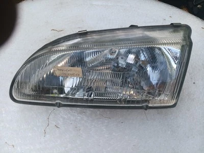 Conjunto de farol dianteiro esquerdo Honda Civic 1992-1995 (GB) - Imagem 1 de 3