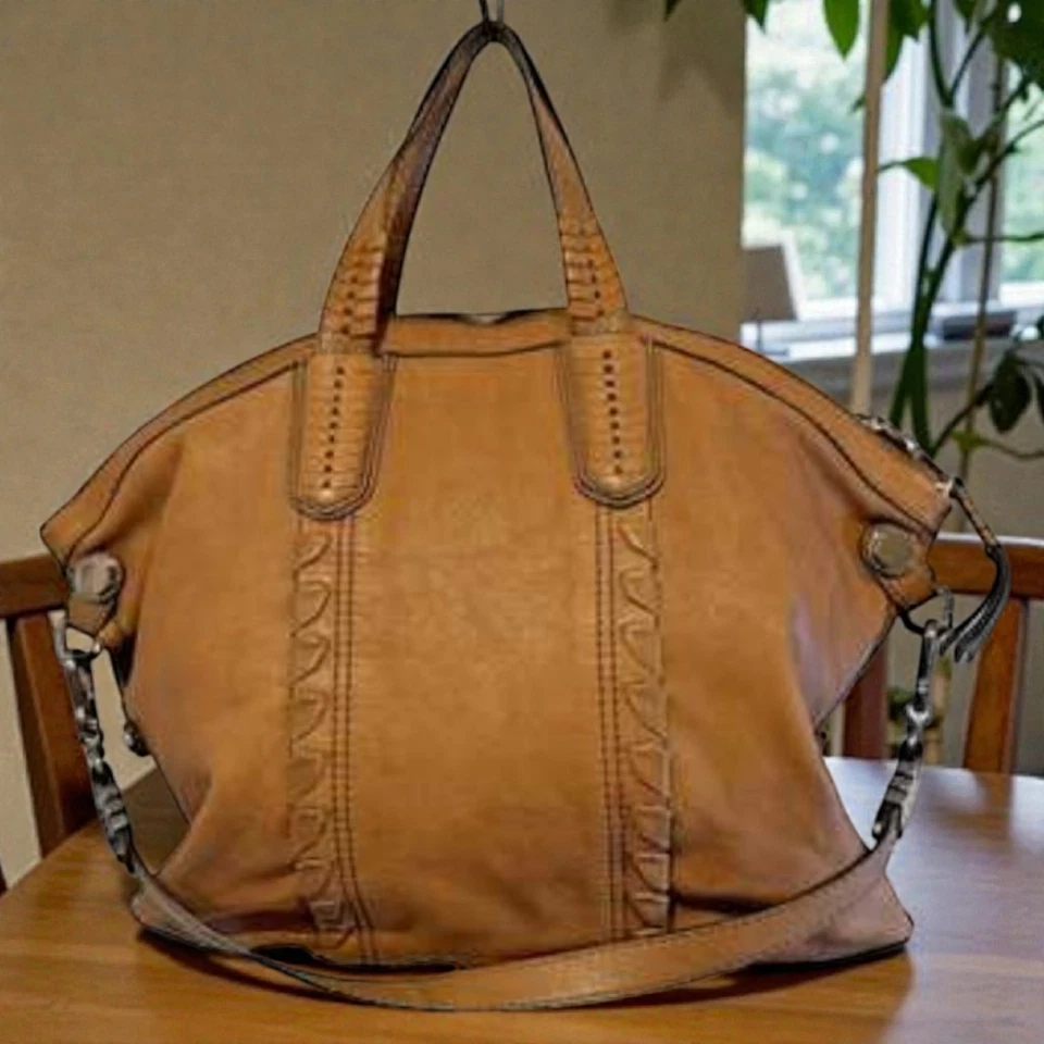 Cartera convertible orYANY "Cassie" de cuero granulado camel Foto 1 de 4