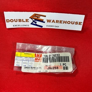 NOS OEM Yamaha 90480-16233 Grommet - Bild 1 von 2