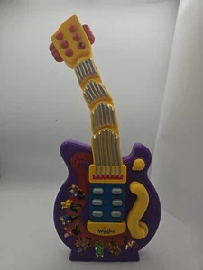 The Wiggles Dancing Musical toy Guitar 2004 Works takes 3 AA Batteries - Picture 1 of 10