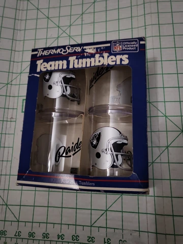 VINTAGE 1987 Raiders NFL THERMOSERV  TEAM TUMBLERS SET OF 4 NEW Oakland Vegas LA Cover