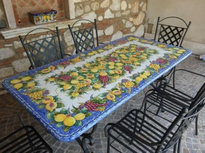 Tavolo in pietra lavica vietrese. Nuovo. Miusra 180x90 cm - Immagine 1 di 2