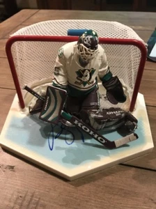 Signed Jean-Sebastien Giguere Mcfarlane NHL Series 7 Figure Autograph - Picture 1 of 5