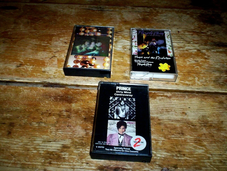 PRINCE ( 3 ) CASSETTE lot: DIAMONDS & PEARLS hologram / PURPLE RAIN / DIRTY MIND - Image 1 of 1
