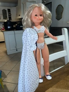 POUPEE MUÑECA MANNEQUIN NANCY FAMOSA ANNÉES 80 Et Son Ensemble N80013 Tb Etat - Imagen 1 de 8