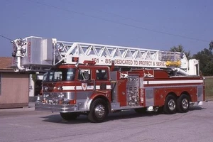 Dickson TN 1980s Hahn LTI Ladder Tower - Fire Apparatus Slide - Picture 1 of 1