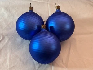 Vintage Christmas ornaments set of 3 glass blue spiral balls EX9632 - Picture 1 of 4
