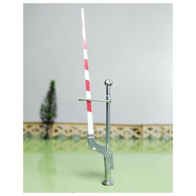 2 x HO scale model railroad grade crossing barrier arm gate stop lever sign GT87 - Image 1 of 4