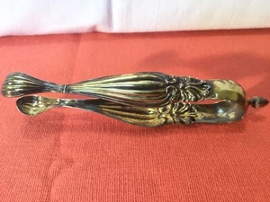 Pince à sucre en vermeil décorée de feuillages et de cannelures, poids 31 gr - Imagen 1 de 10