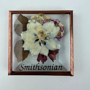 Smithsonian 2" Refrigerator Magnet Pressed Flowers Glass Encased Copper Framed - Picture 1 of 5