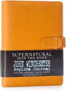 Supernatural John Winchester'S Journal, Official Replica from Supernatural, Bigg - Foto 1 di 12