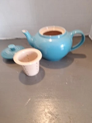 LE CREUSET Small Teapot Turquoise Ceramic Pre-owned (A30) - Image 1 of 4