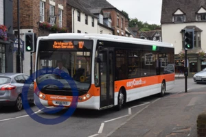 BUS PHOTO PRINT 4x6 EASYCOACH SHREWSBURY MX05EKZ OPTARE TEMPO BRIDGNORTH EASYBUS - Picture 1 of 2
