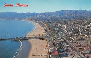 POSTCARD Aerial view of Santa Monica, CA seen when approaching LAX - Posted 1963 - Picture 1 of 2