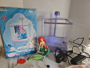 Disney Little Mermaid Ariel Aquarium Tank Under The Sea Kingdom Tetra Vintage - Picture 1 of 11