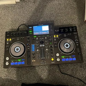 Pioneer DJ XDJ-RX All-in-one Rekordbox DJ System Controller XDJRX - Picture 1 of 5