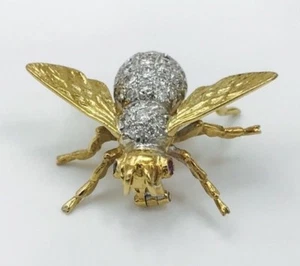 Spilla/spilla mosca in oro giallo 18 kt con diamanti e rubini - Foto 1 di 9