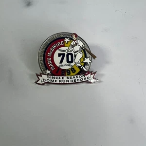 1998 Mark McGwire 70 Home Runs Single Season Home Run Record Pin Busch Stadium - Picture 1 of 5