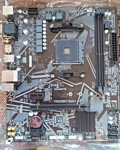 GIGABYTE A520M S2H AMD Ryzen AM4 DDR4 mATX Motherboard - Picture 1 of 15