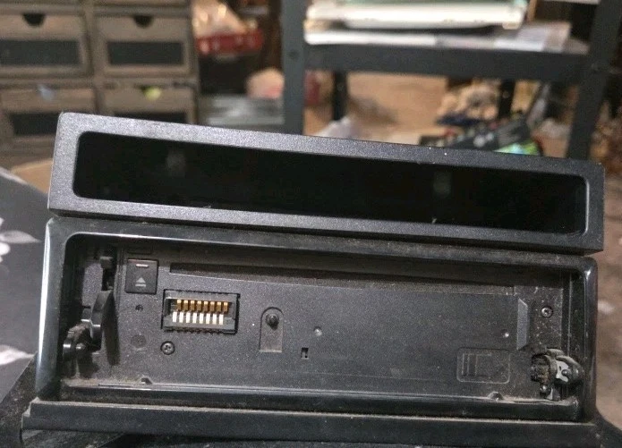 Kenwood Stereo KDC-HD942U Faceplate Missing & Remote, Wiring Harness Incl Parts - Image 1 of 4