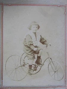 09B1 CDV Fotografía Albuminee Niñita Y Triciclo Old Bike Cycle Bicicleta 1890 - Imagen 1 de 3