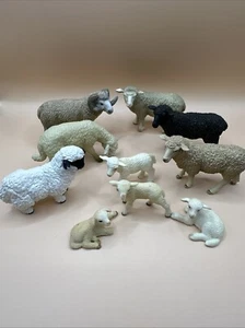 Schleich π Sheep & Lambs Flock - Farm Animal Bundle. Petting Zoo - Picture 1 of 7
