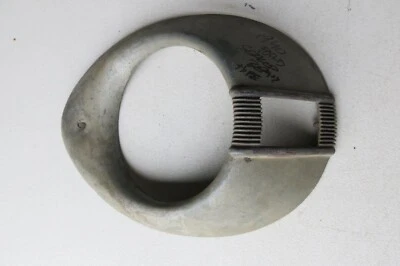 Vintage Ford Headlight Rim/Bezel Chrome 5116 fits Ford 1940-1941 (01A-13045-B) - Imagem 1 de 4