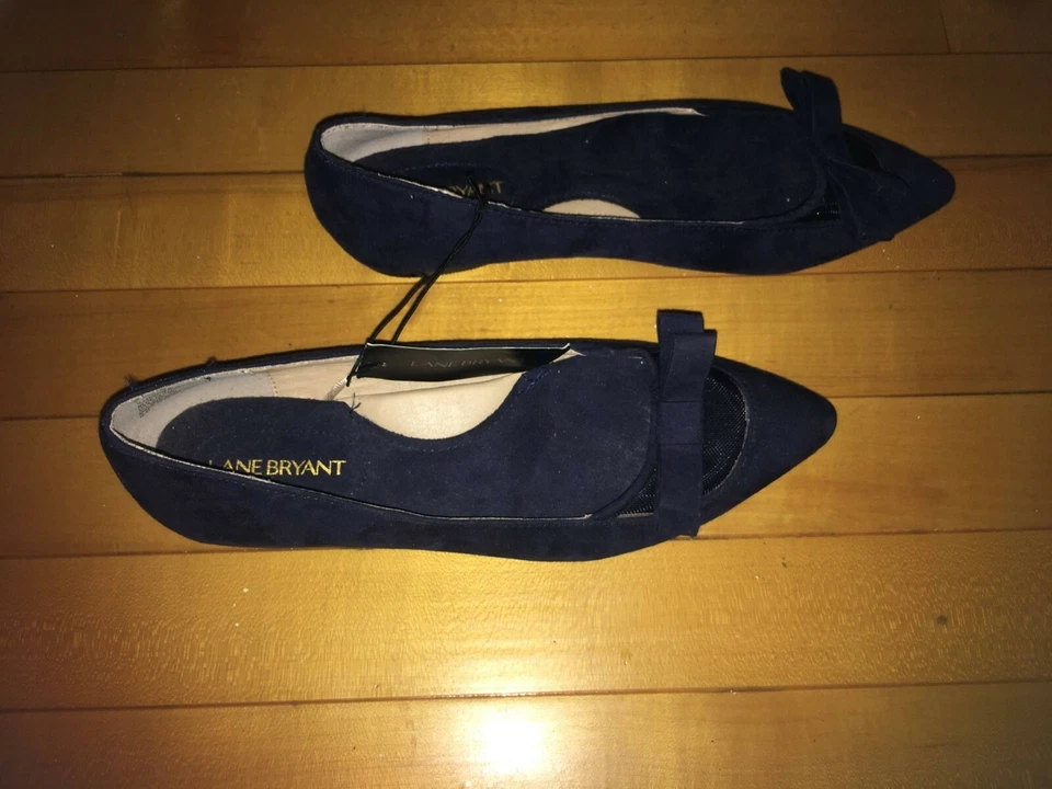 Lane Bryant Sz 7W Blue Illusion Bow Pointed Toe Vegan Suede Flats 120B - Image 1 of 2