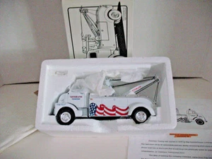 First Gear #19-1182 1952 GMC VETERANS TOWING WRECKER - Picture 1 of 6