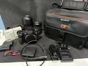 Sony Alpha a350 14.2MP Digital SLR Camera - Picture 1 of 10