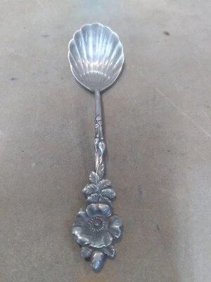 Reed & Barton Harlequin Sterling Silver Wild Rose Sugar Shell Spoon Rare - Image 1 of 4