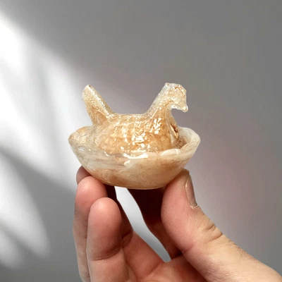 Chocolate Swirl Hen on Nest Chicken Salt Dish, Depression Style Glass, Vintage - Image 1 of 4