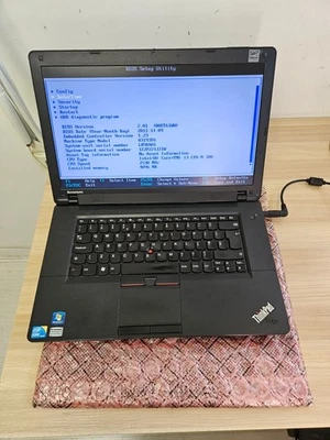 Lenovo ThinkPad Edge 15 (03193TG) - i3-M380 - 4Gb Ram - No Storage - Image 1 of 4
