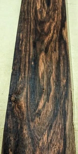 Brazilian Rosewood wood veneer 4" x 25" raw with no backing 1/42" thickness AA - Picture 1 of 5