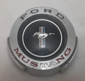 ** ( 1 ) Vintage 1965 Ford Mustang Gas Cap Chrome without wire - Foto 1 di 5