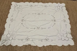 Vintage Linen Embroidered Beige Tablecloth 61" x 48" Scalloped Edge Cutouts - Picture 1 of 7