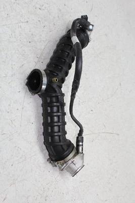 2014 MOTO GUZZI V7 CLASSIC RAM AIR INTAKE TUBE DUCT - Imagem 1 de 4