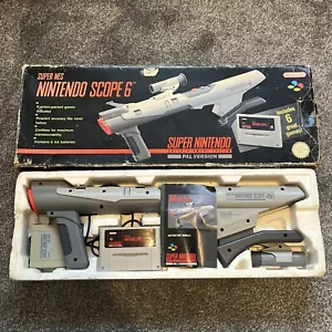 Super Scope 6 versione PAL e cartuccia gioco, scatola originale SNES Super Nintendo PAL - Foto 1 di 7