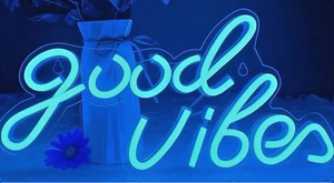 Letrero de neón Good Vibes letrero de luz LED azul luz de neón USB o batería 3xAA nuevo - Imagen 1 de 7