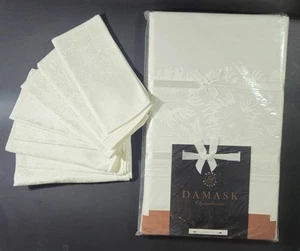 63" x 123" Kemp & Beatley Rechteck Chrysantheme Damast Tischdecke + 8 Servietten  - Bild 1 von 10