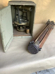 Antique Buff & Buff Surveyor’s Transit, Boston – Pat’d Nov. 13, 1900 - Picture 1 of 24