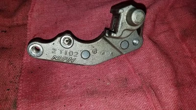 KX450F KAWASAKI 2017 PINZA DE FRENO DELANTERA SOPORTE DE SOPORTE 14079-0586 Foto 1 de 4