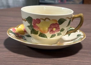 Juego de tazas y platillos Johnson Bros Peach Bloom hecho en Inglaterra - Imagen 1 de 6