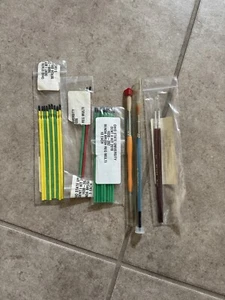 Miscellaneous Paint Brushes - Picture 1 of 3