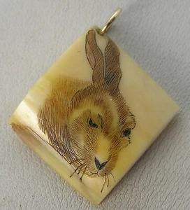 1979 Listed Artist Jerolyn Dirks Rabbit Scrim Etching Pendant Bovine Cow Bone - Picture 1 of 6