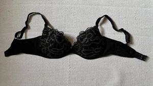 Triumph Damen BH 75D Schwarz Gold - Bild 1 von 3